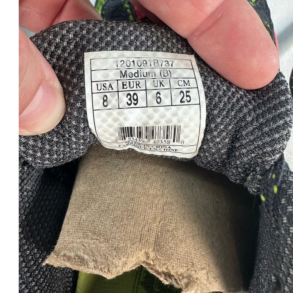 Brooks Women's sz 8 Cascadia 7 Green & Pink Trail Running Sneaker Outdoor Hiking - Picture 9 of 10
